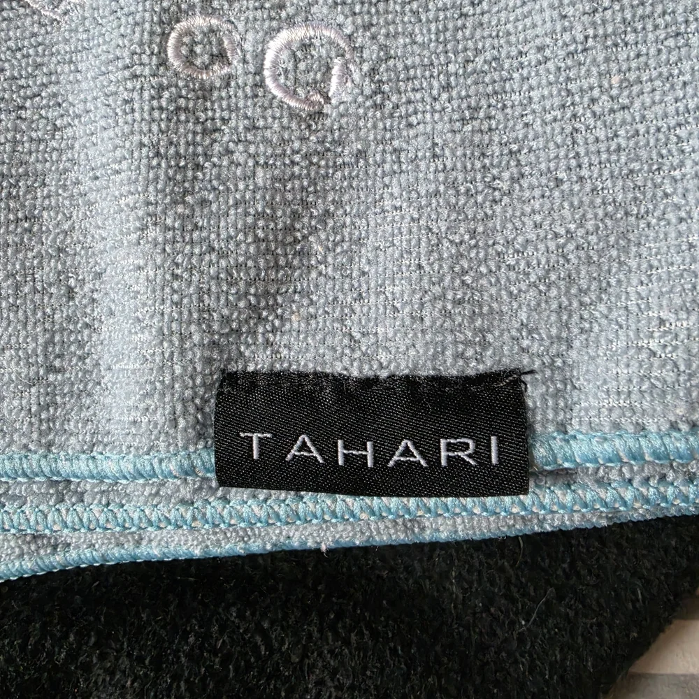Tahari Soft Blue Bath Towels